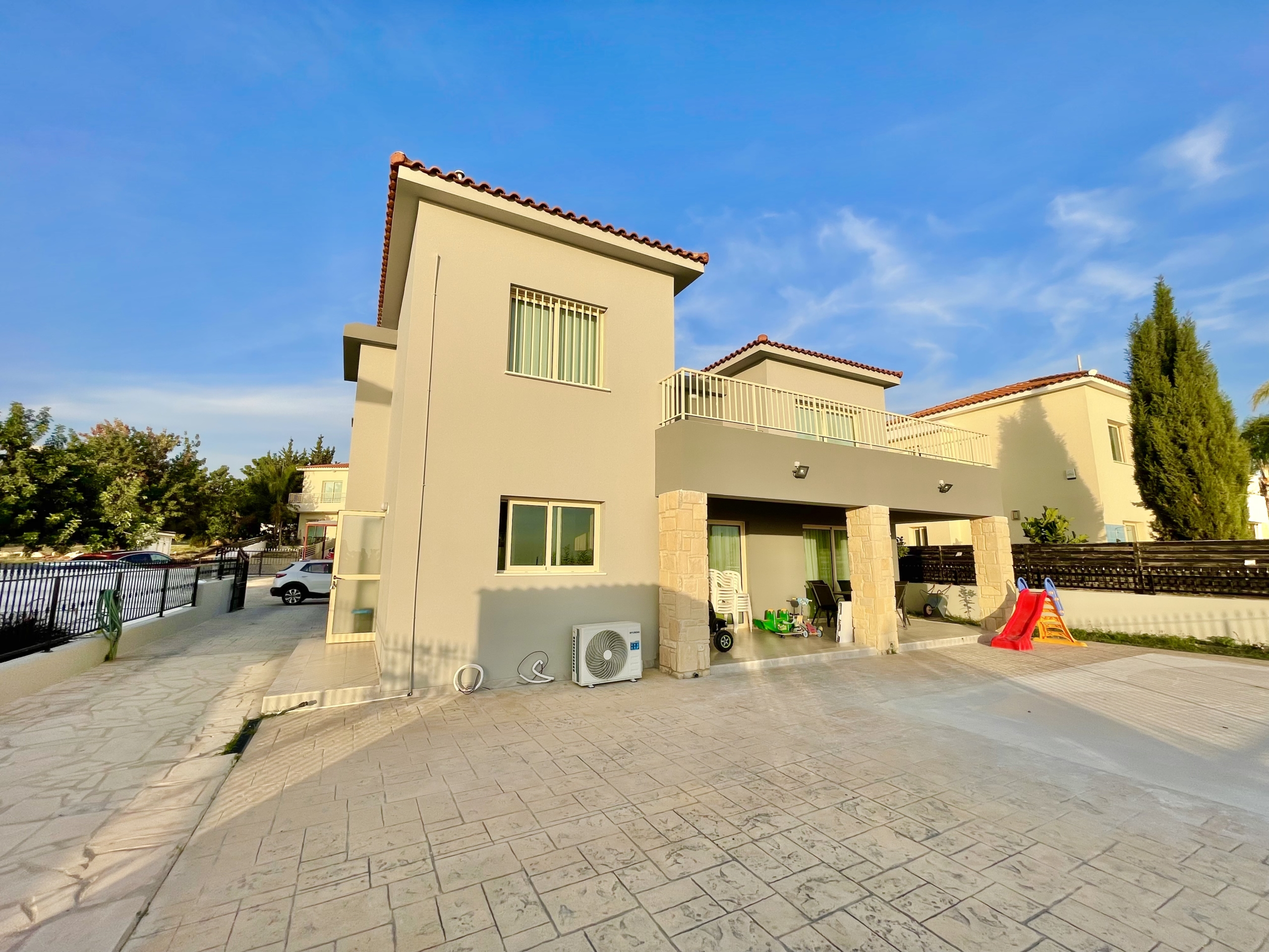 47047658-8D87-45C8-A72F-B83A9A2A9753