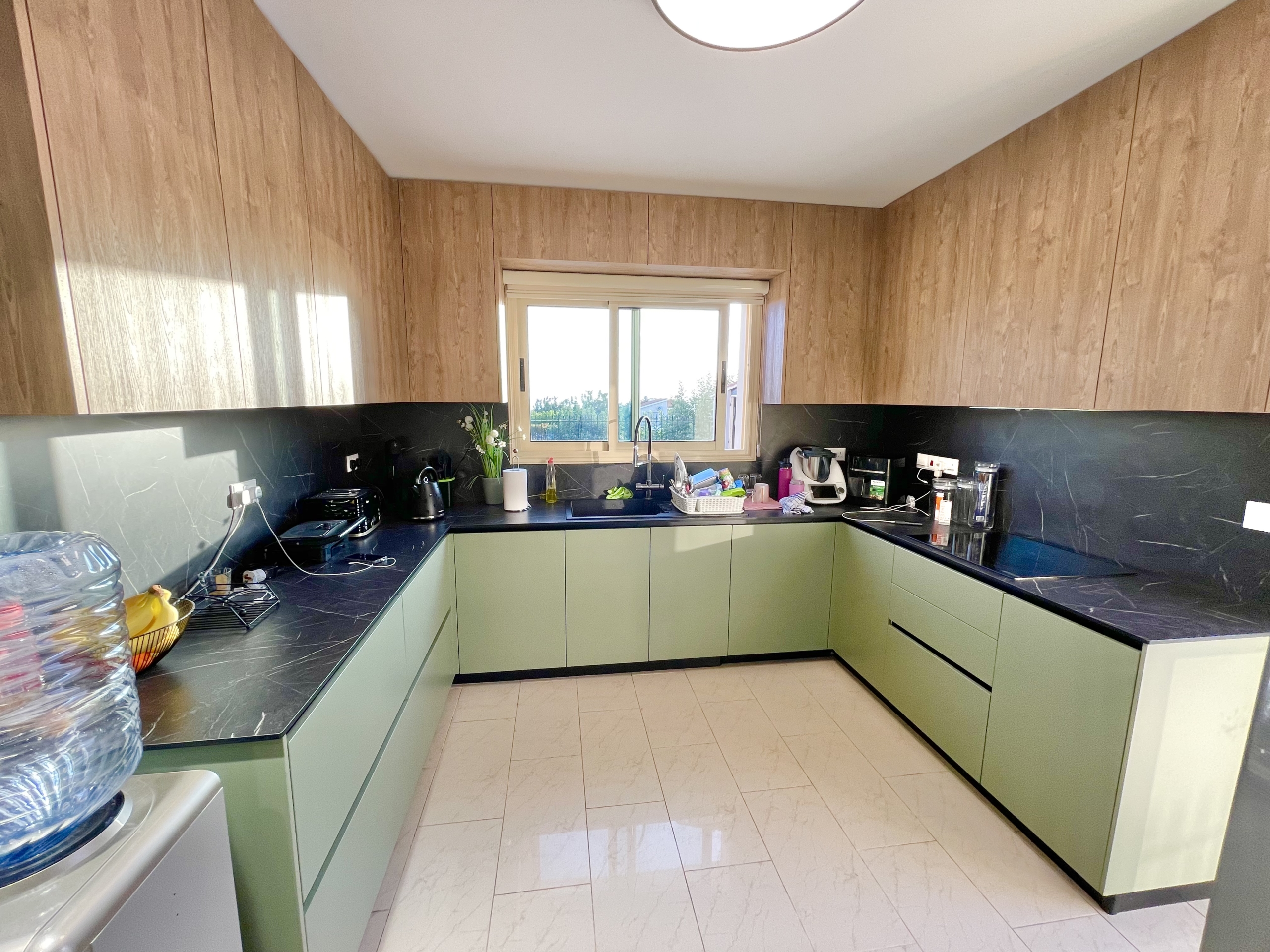 69CBEB3A-0312-4227-8B00-BB4EA3EA8DC1