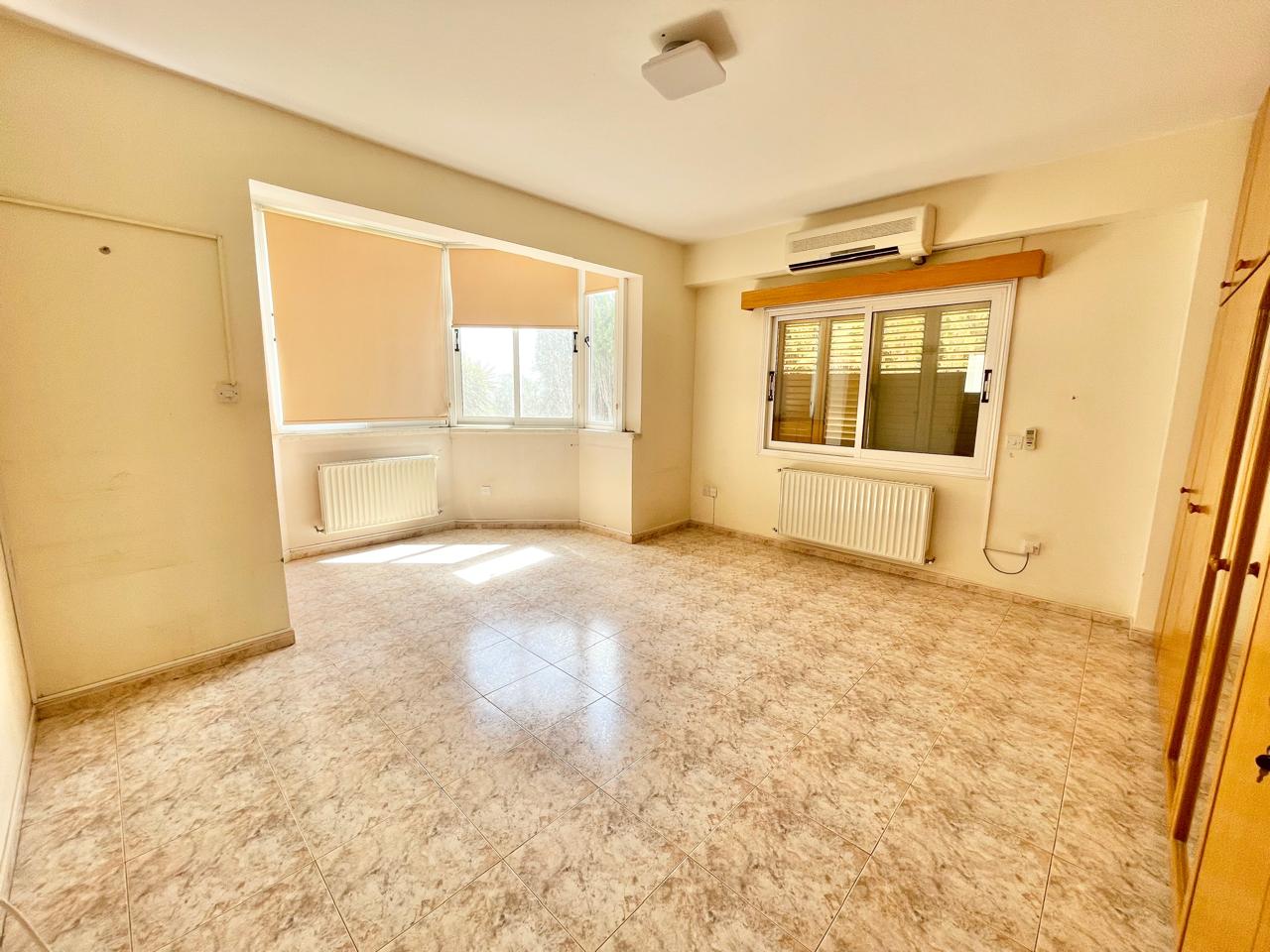 key-ready-house-villa-property-for-sale-paphos-cyprus11