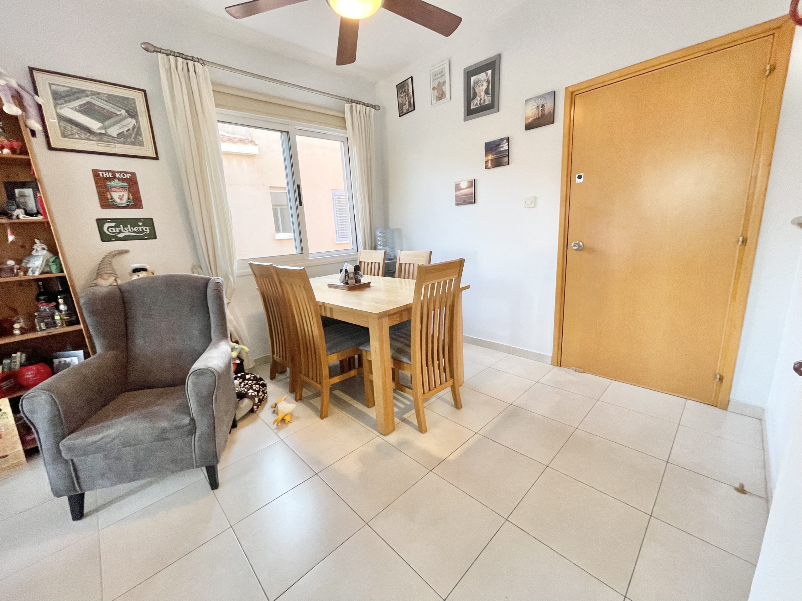 D4E59CBB-436B-45BE-8559-5DC617855A9A