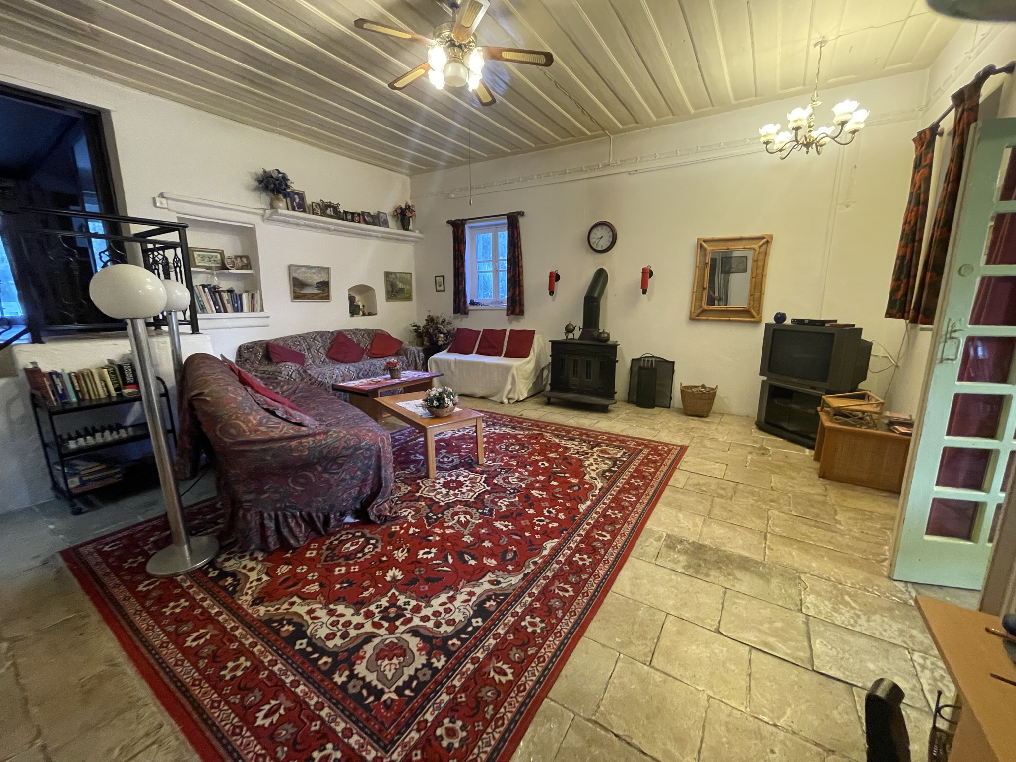 E45B11DA-306B-4C7A-9EEC-BD6F1C59C381