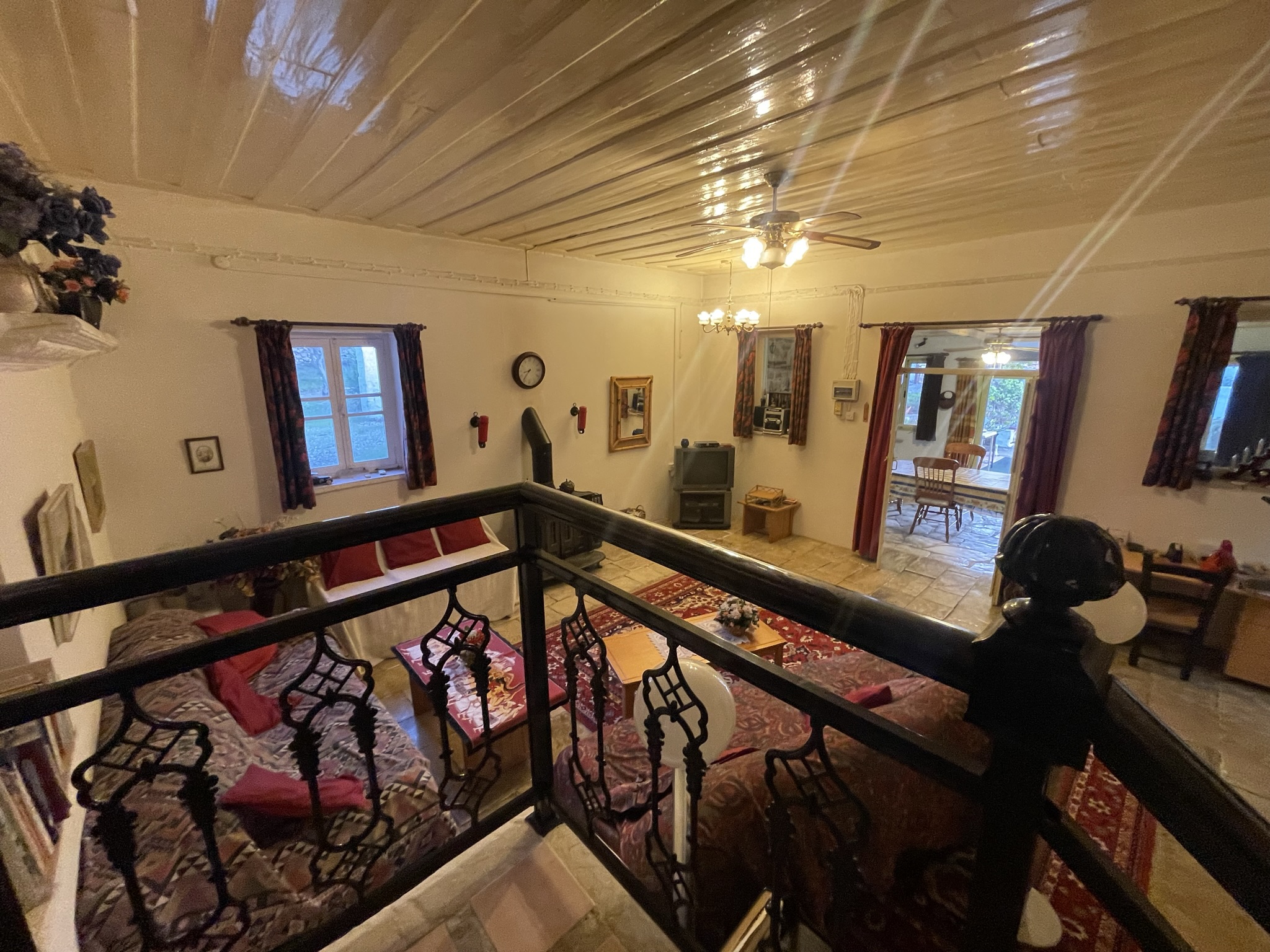 E689E960-D078-4A78-8644-FC973B0C7080