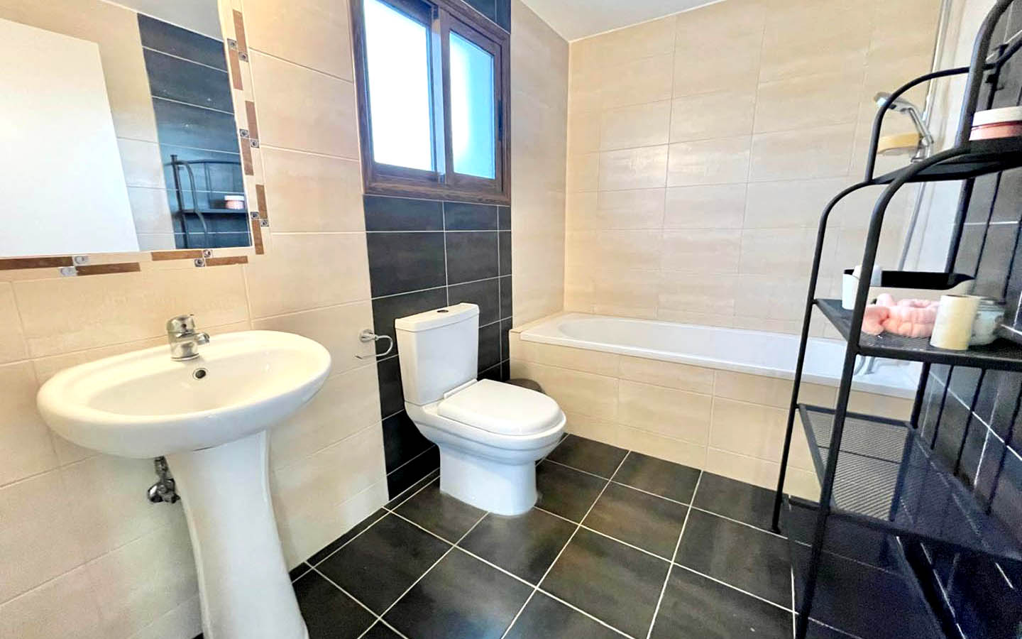 sea-view-villa-for-sale-paphos-coral-bay-cyprus9