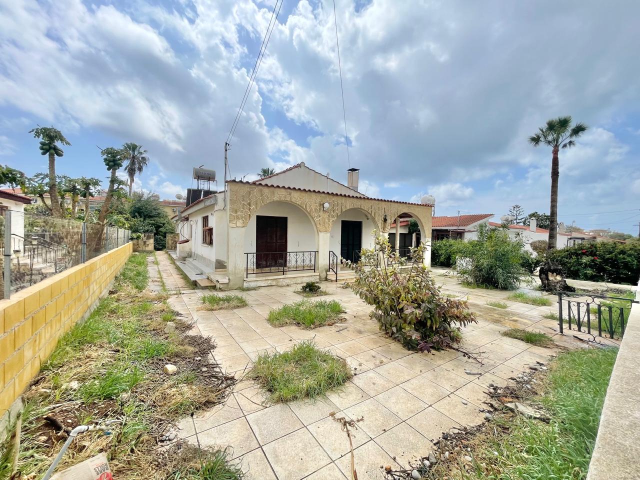 bungalow-for-sale-Chloraka-Cyprus11