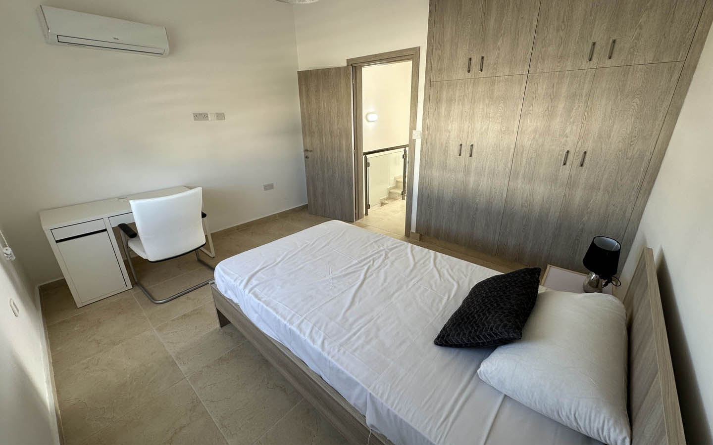 Renovation example №3(10) 2-Bedroom Townhouse in Kings Beach Park, just 300 meters from the sea