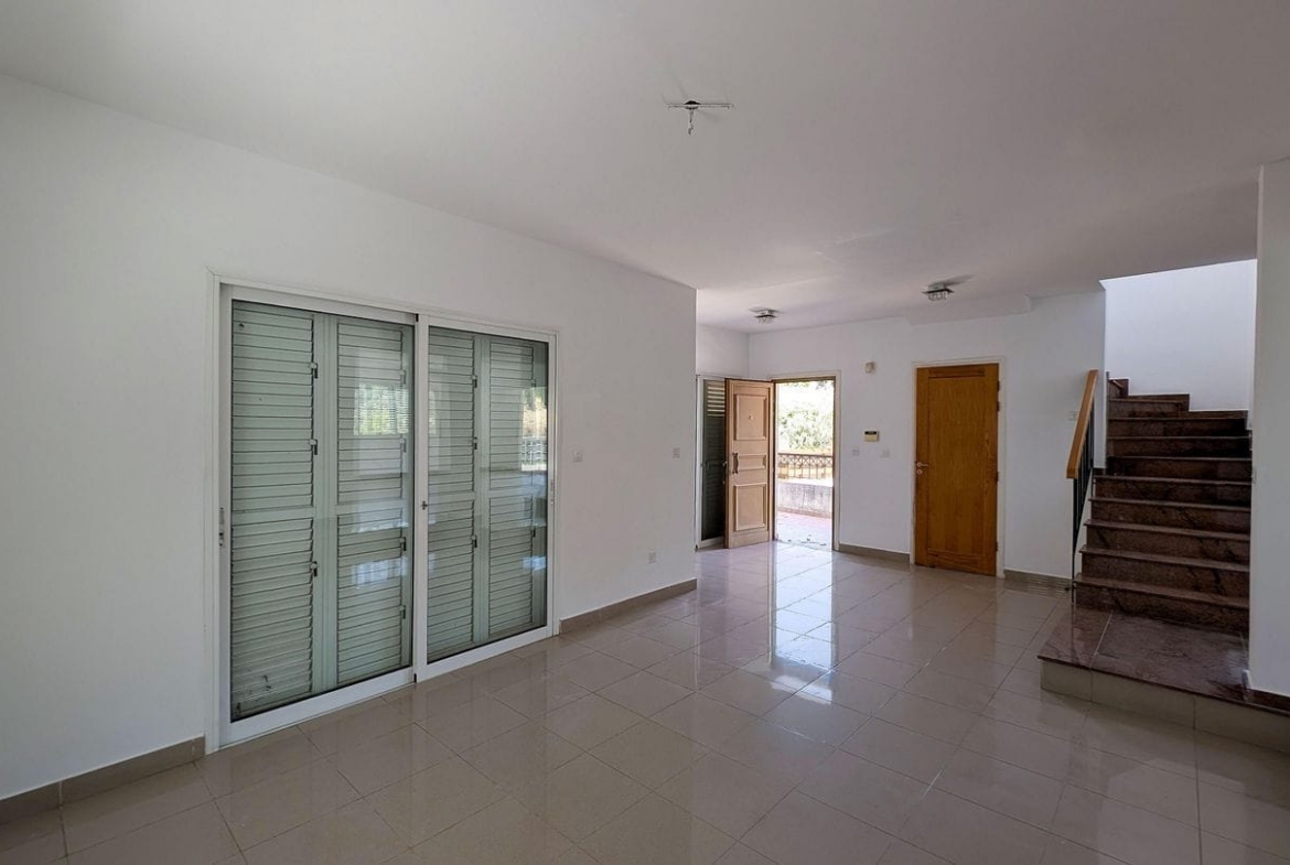 Three-Bedroom Villa with a Private Pool and basement