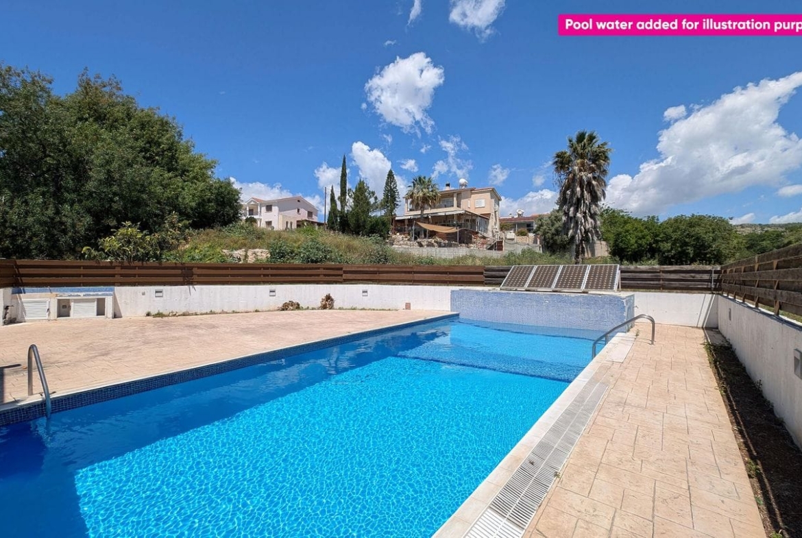 Three-Bedroom Villa with a Private Pool and basement