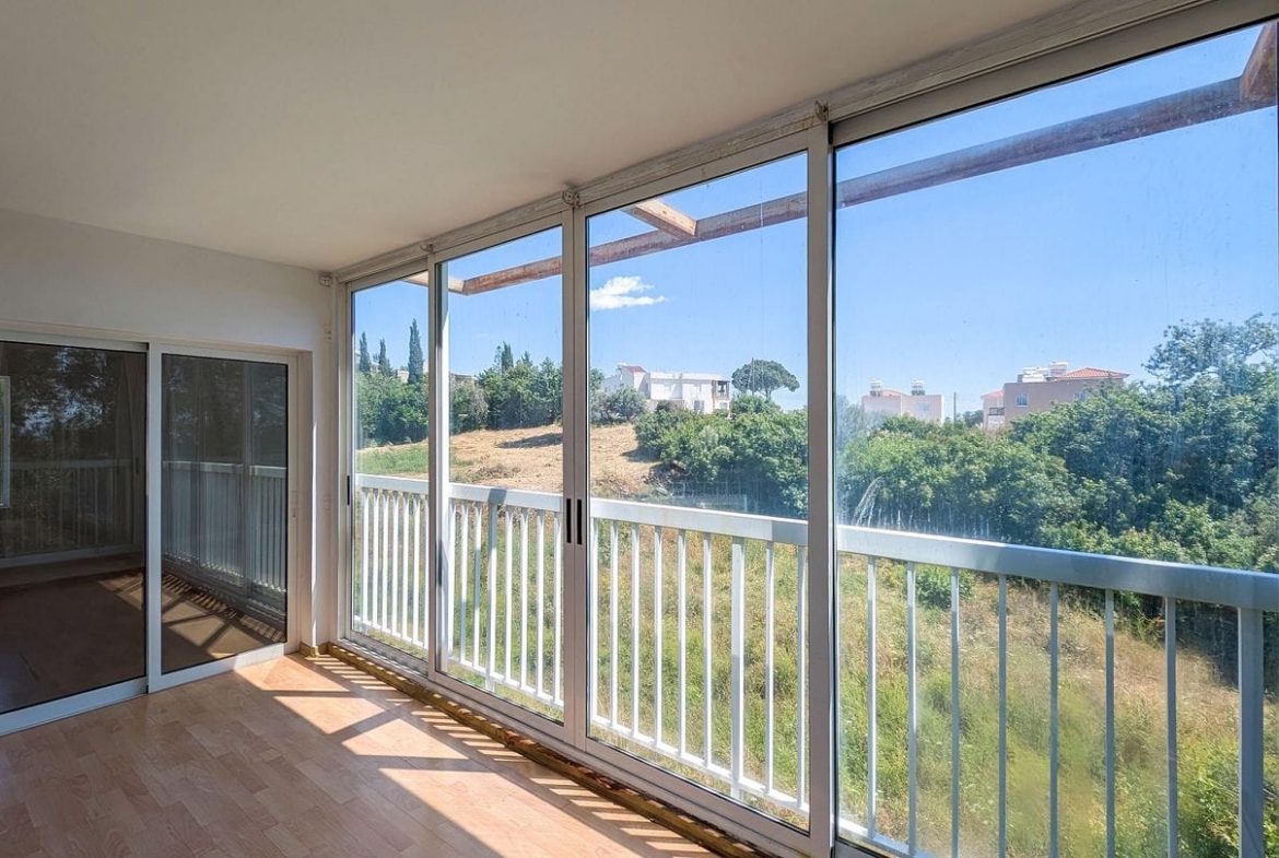 Three-Bedroom Villa with a Private Pool and basement