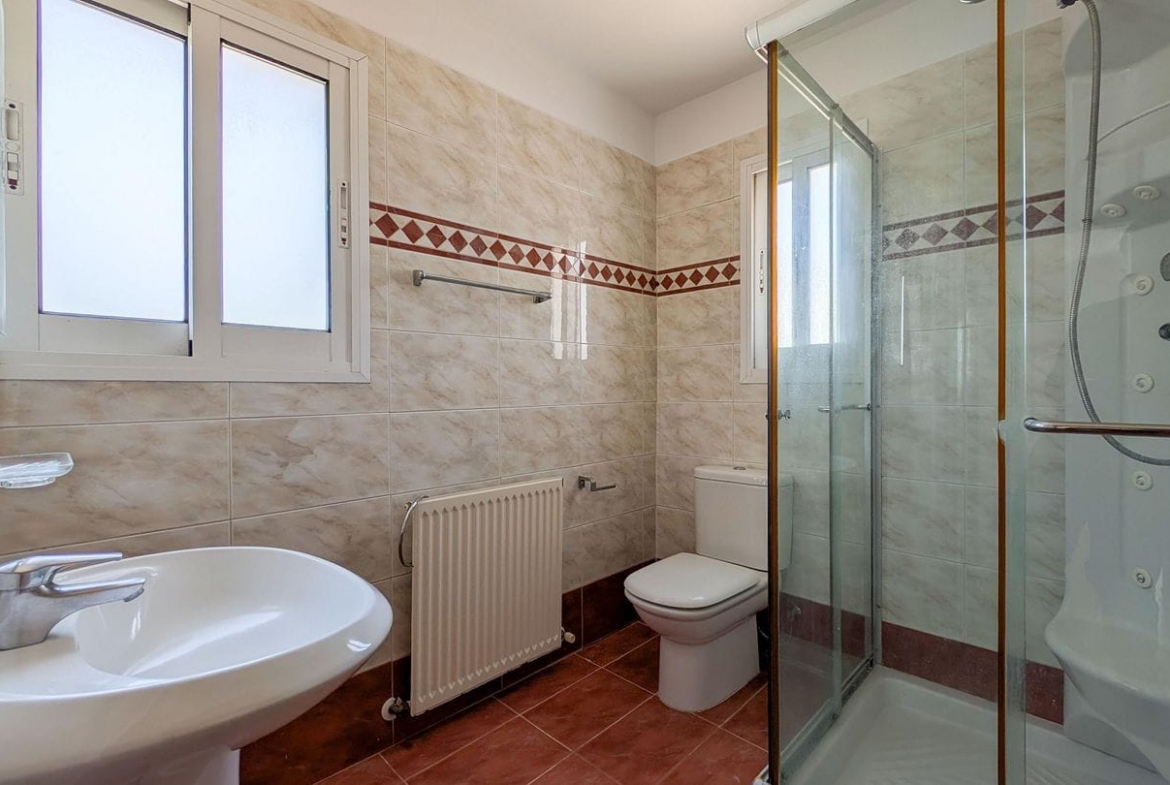 Three-Bedroom Villa with a Private Pool and basement