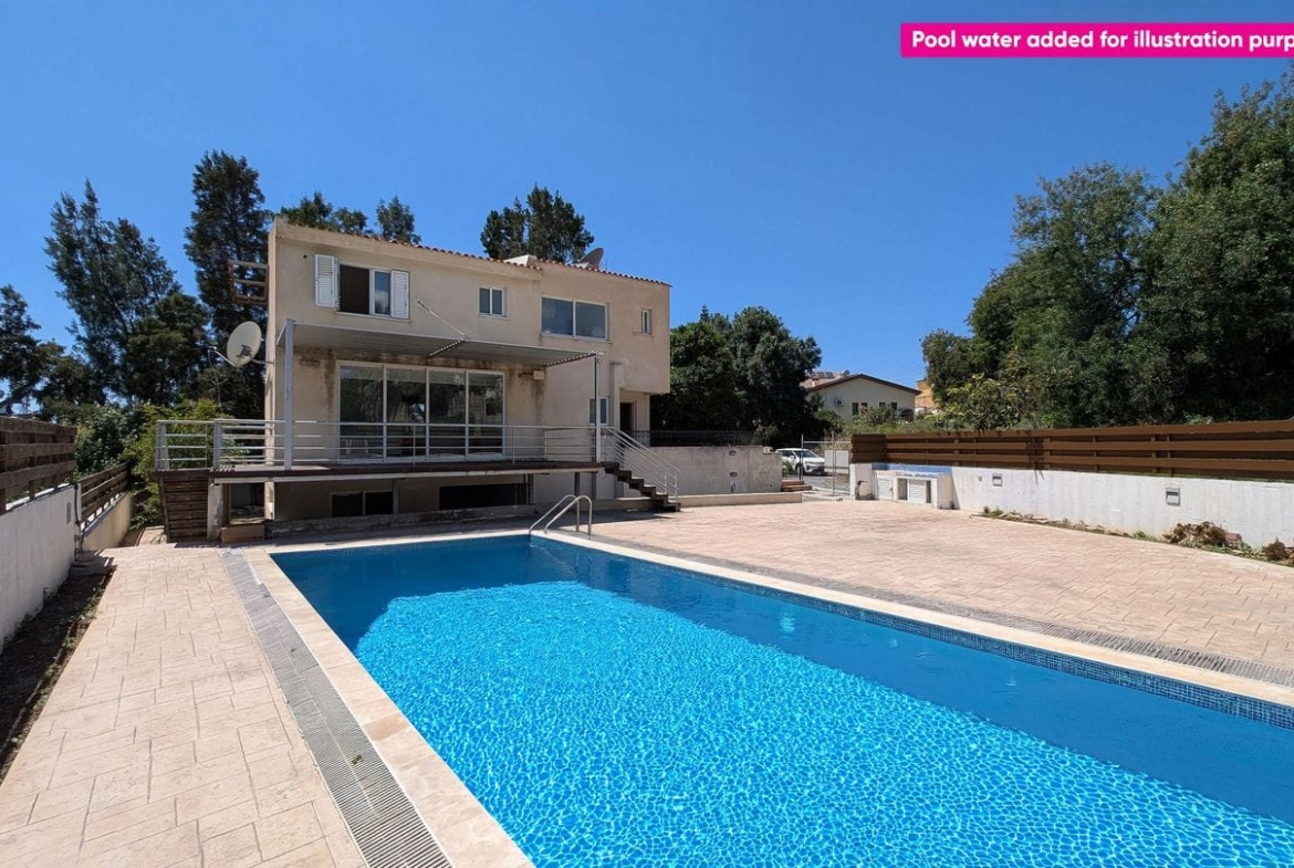 Three-Bedroom Villa with a Private Pool and basement