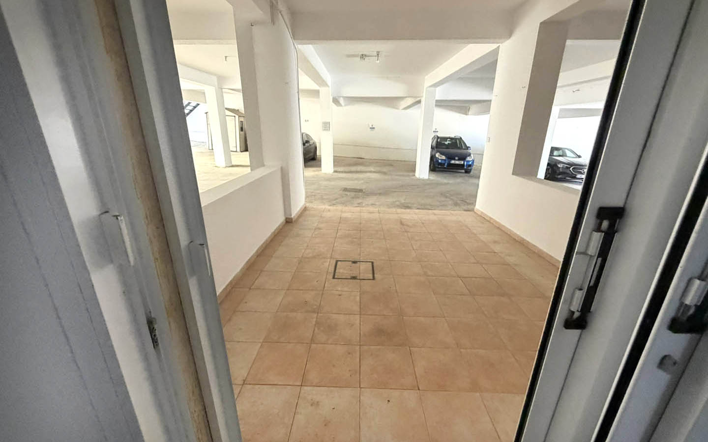 key-ready-ground-floor-apartment-for-sale-paphos-cyprus10 1-Bedroom Apartment with a Large Veranda and Beautiful Sea Views
