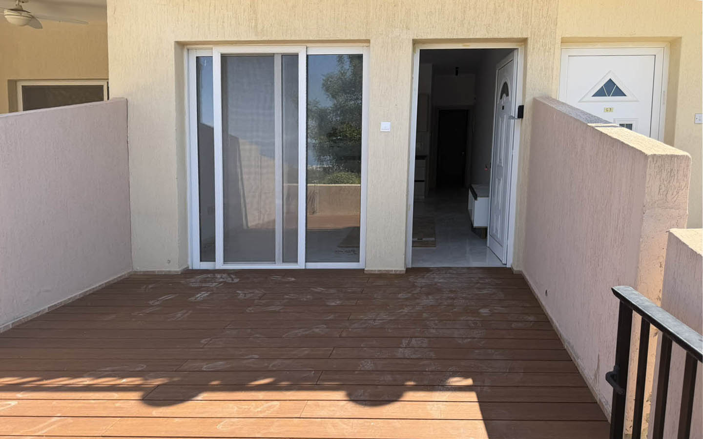 key-ready-ground-floor-apartment-for-sale-paphos-cyprus13 1-Bedroom Apartment with a Large Veranda and Beautiful Sea Views