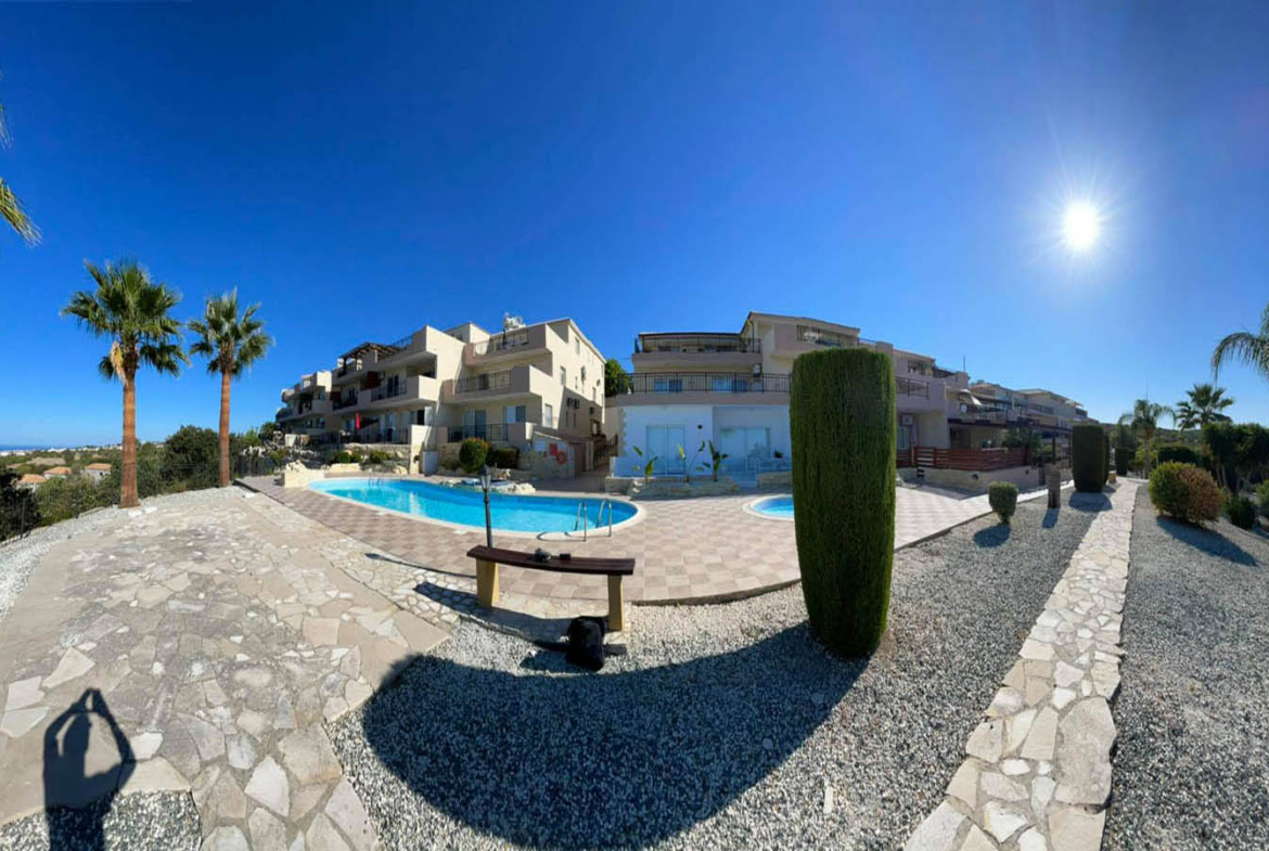 1-Bedroom Apartment with a Large Veranda and Beautiful Sea Views