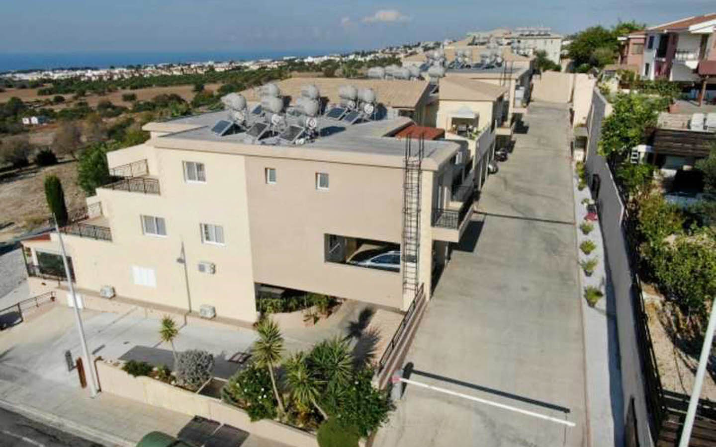 key-ready-ground-floor-apartment-for-sale-paphos-cyprus5 1-Bedroom Apartment with a Large Veranda and Beautiful Sea Views