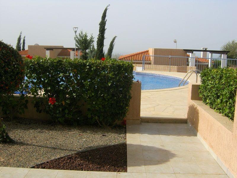 Ready-furnished 3-bedroom apartment with a balcony and sea view