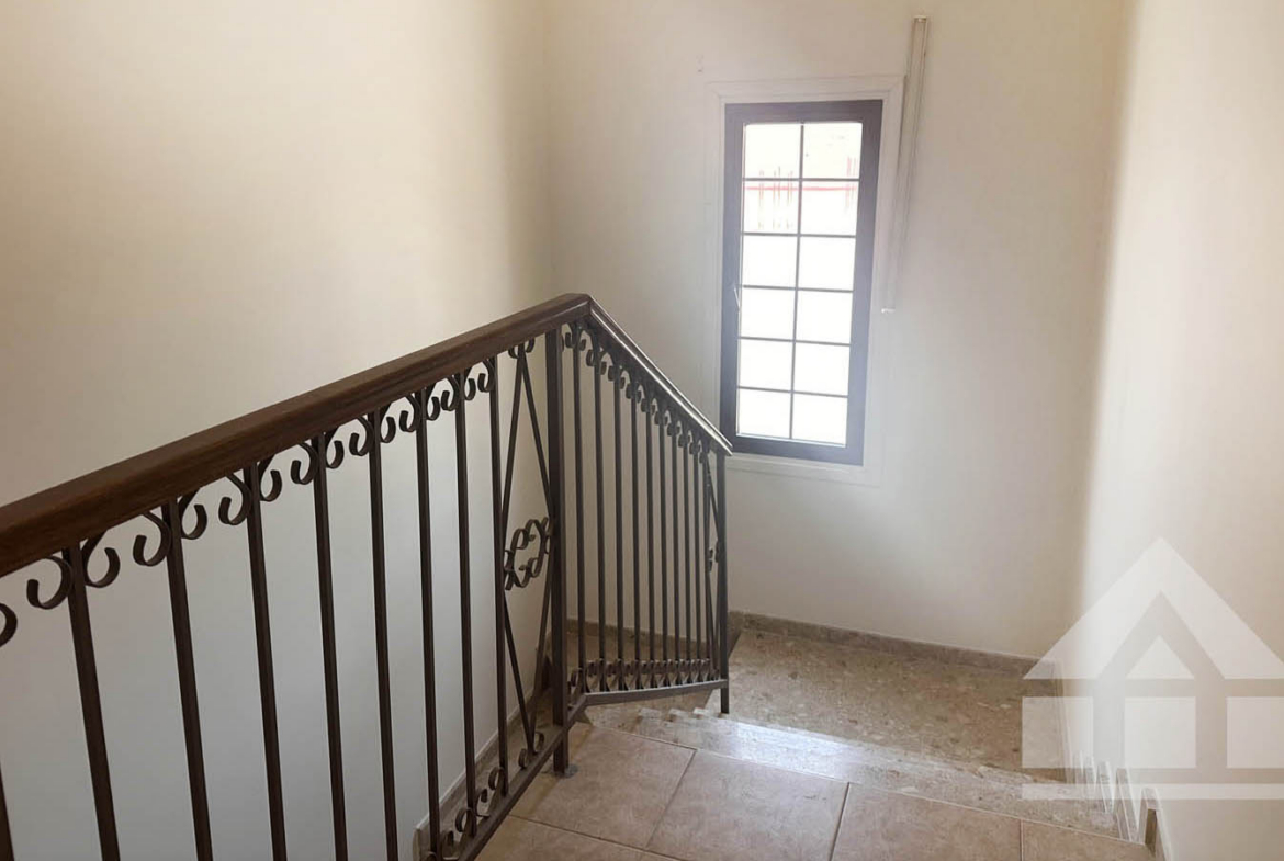 Detached 3-Bedroom House — a Practical and Pleasant Option