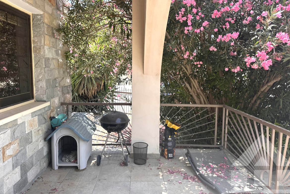 Detached 3-Bedroom House — a Practical and Pleasant Option