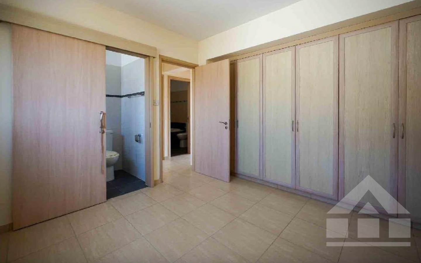 key-ready-villa-for-sale-larnaca-cyprus31 3-Bedroom Villa with Two Kitchens and the Feel of a Private Resort