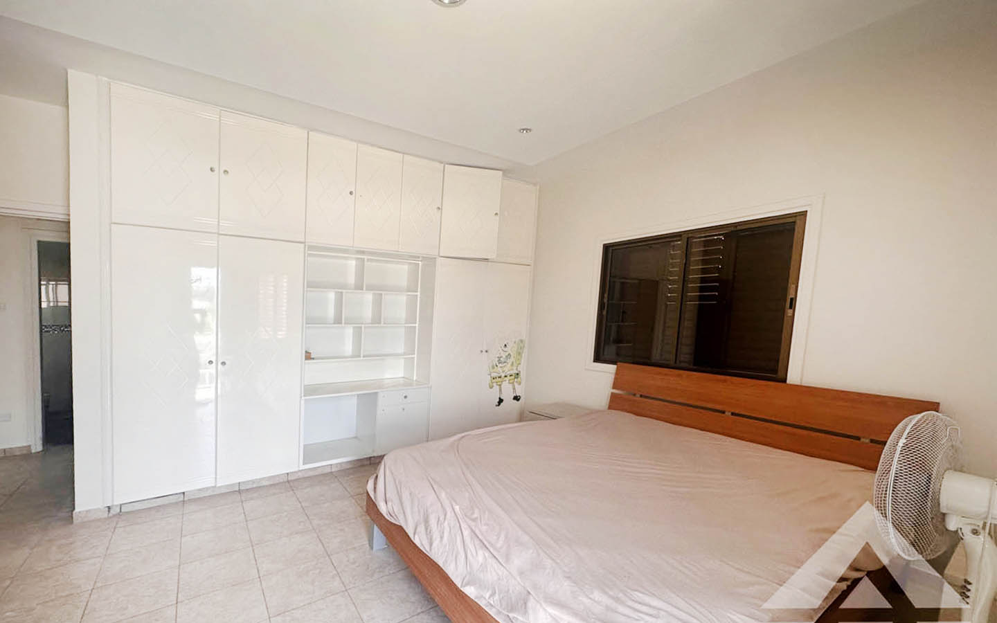 Detached 3-Bedroom House — a Practical and Pleasant Option