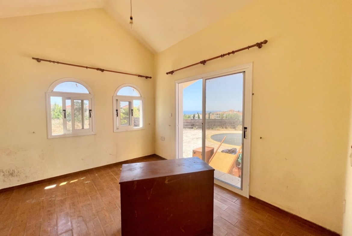 3-Bedroom Villa with a Private Pool and Sea Views