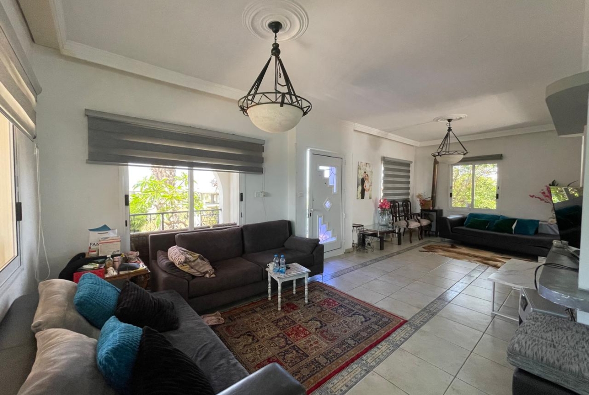4-Bedroom Villa with a Large Plot and Sea Views