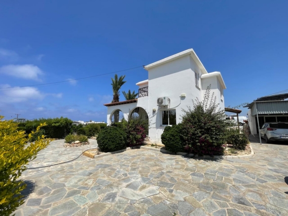 4-Bedroom Villa with a Large Plot and Sea Views