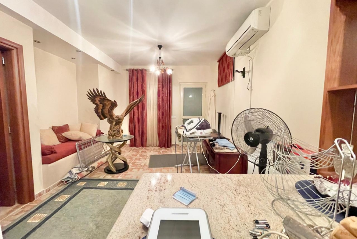 Sea view 6-Room Villa – unusual, solid, beautifully organized