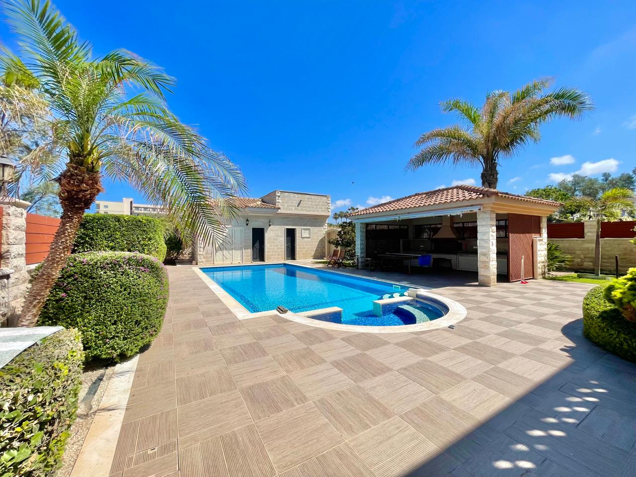 luxury-sea-front-villa-paphos-cyprus4 Sea view 6-Room Villa – unusual, solid, beautifully organized