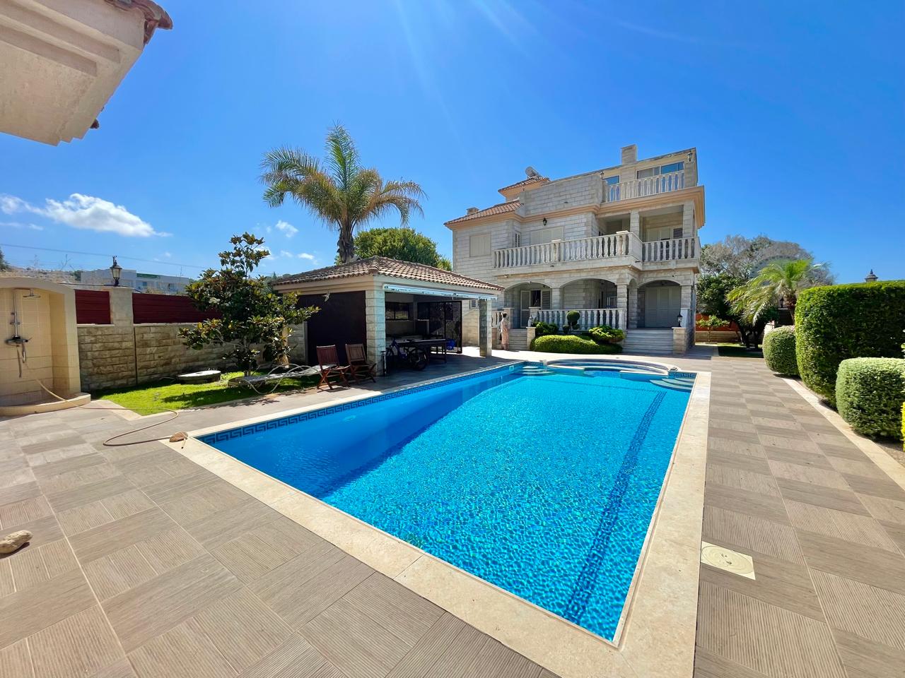 luxury-sea-front-villa-paphos-cyprus5 Sea view 6-Room Villa – unusual, solid, beautifully organized