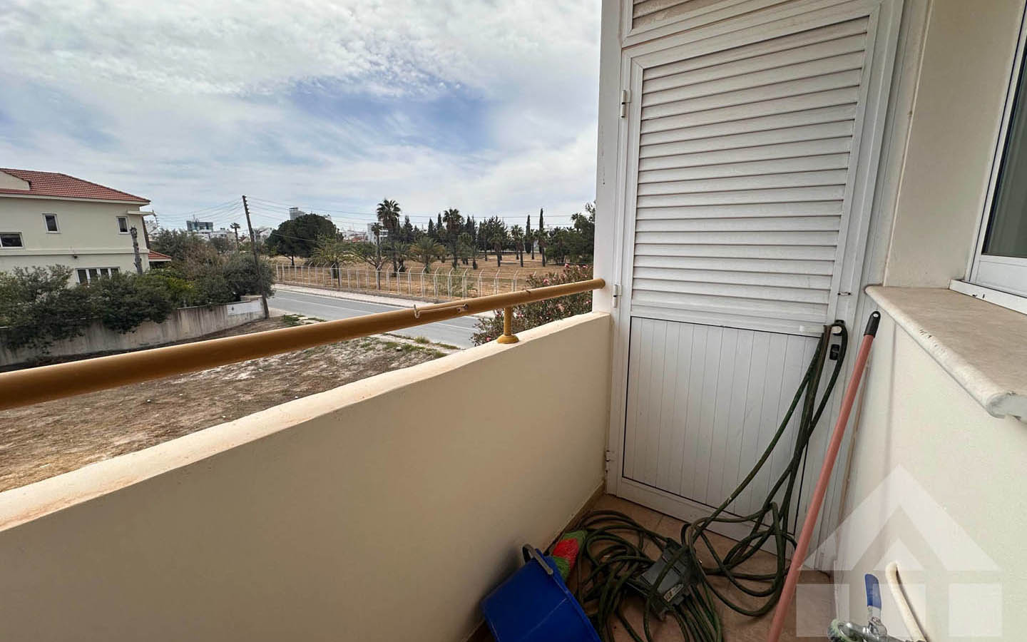 nice-apartment-for-sale-larnaca-cyprus4 3-Bedroom Apartment with a Spacious Balcony and Views of Green Surroundings