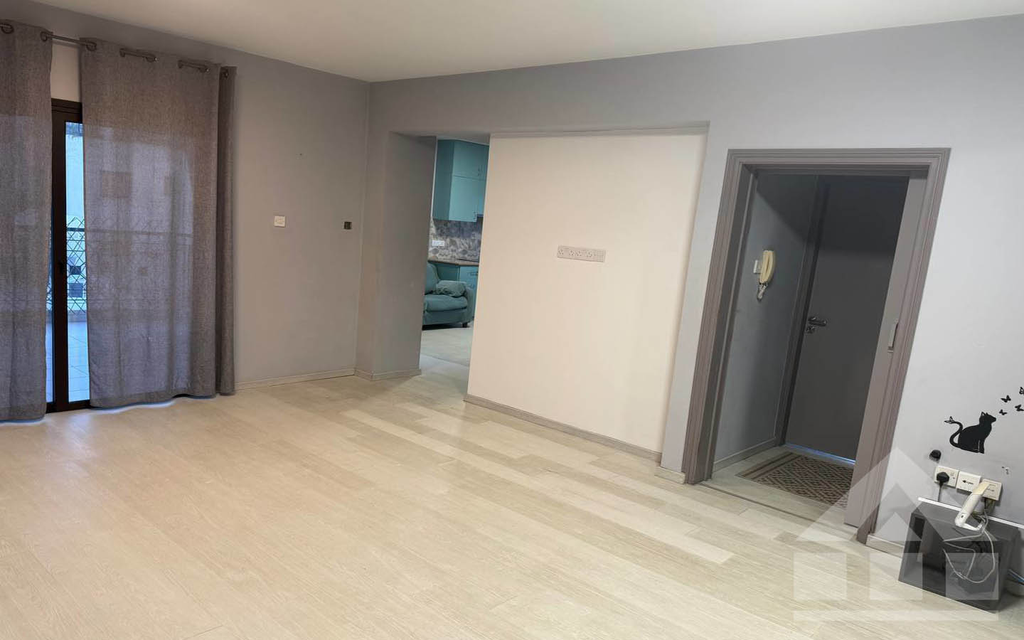 nice-apartment-for-sale-larnaca-cyprus4 3-Bedroom Apartment – One Apartment Per Floor