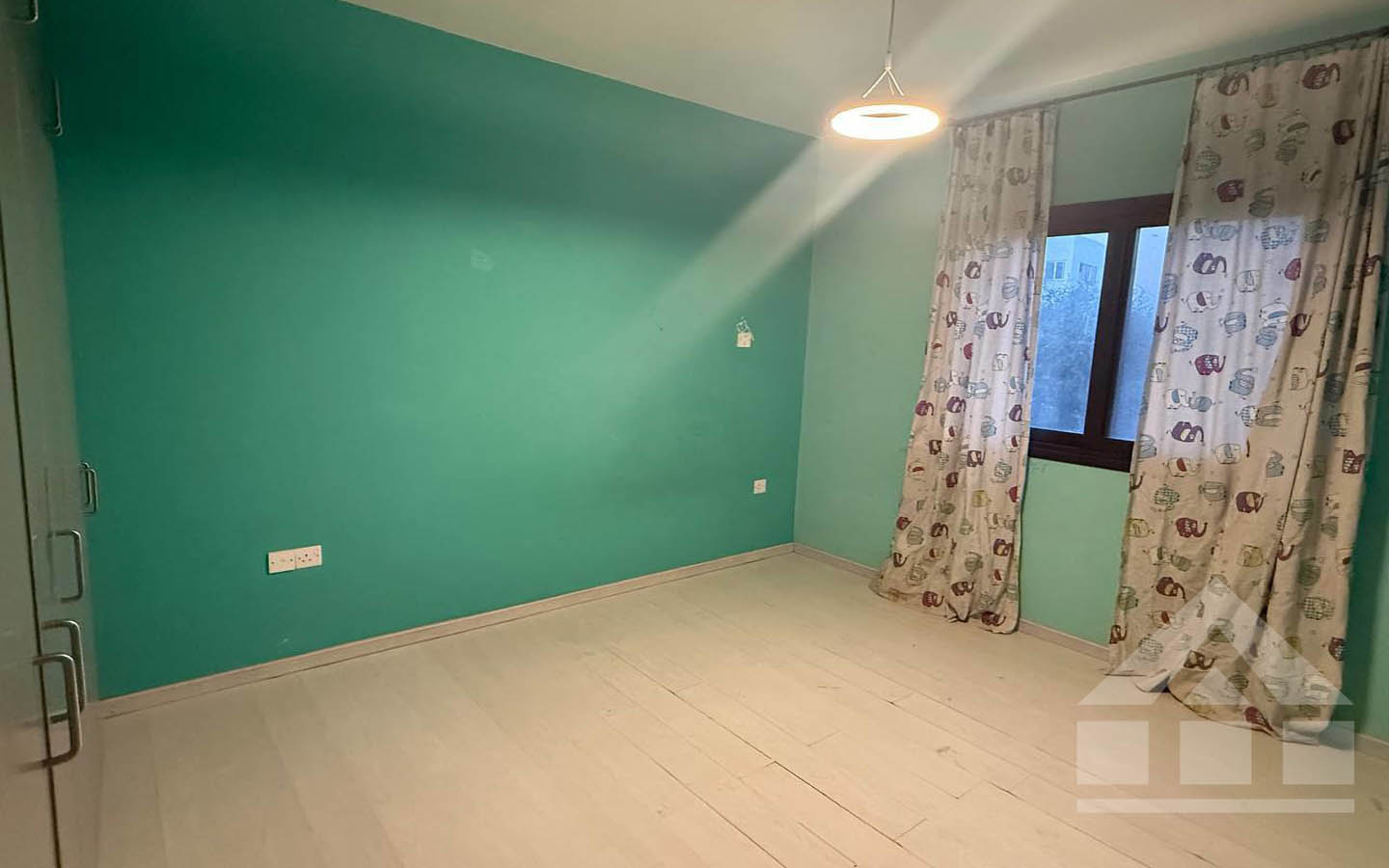nice-apartment-for-sale-larnaca-cyprus6 3-Bedroom Apartment – One Apartment Per Floor