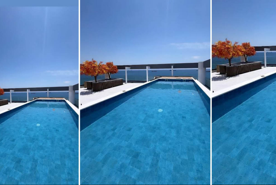 Three-Bedroom Apartment on the 5th Floor with Panoramic Sea Views