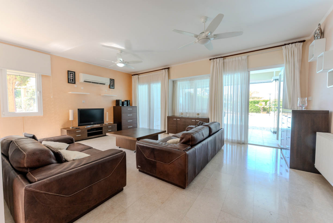 3-Bedroom Beachfront Villa with Swimming Pool