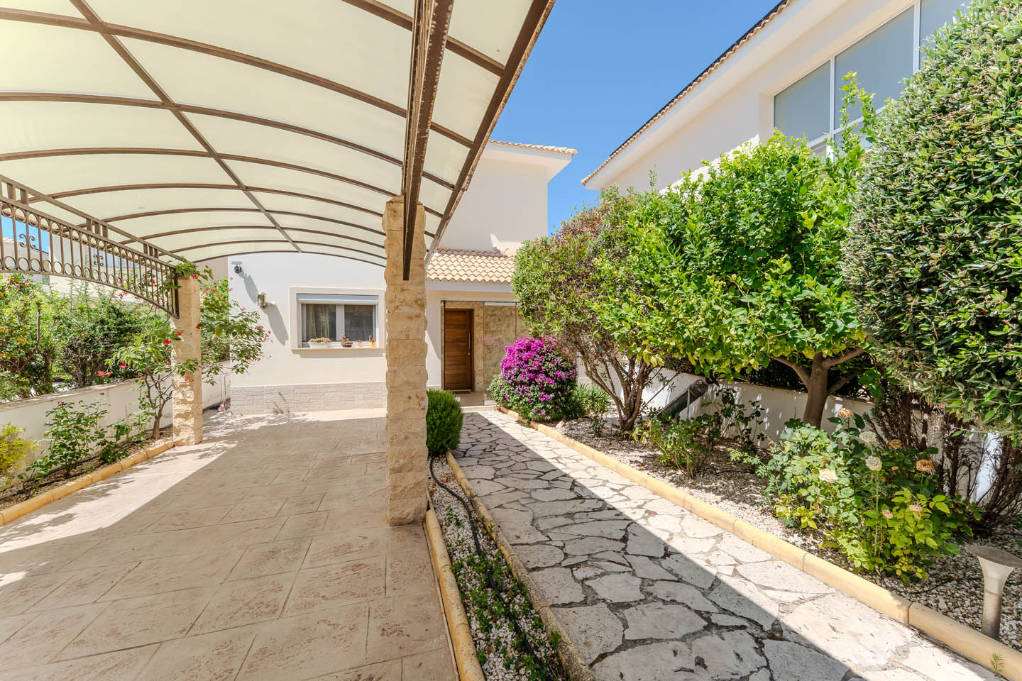 3-Bedroom Beachfront Villa with Swimming Pool