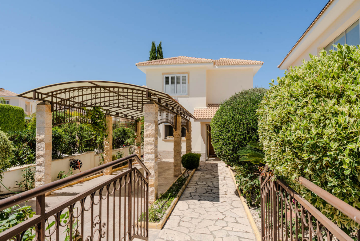 3-Bedroom Beachfront Villa with Swimming Pool