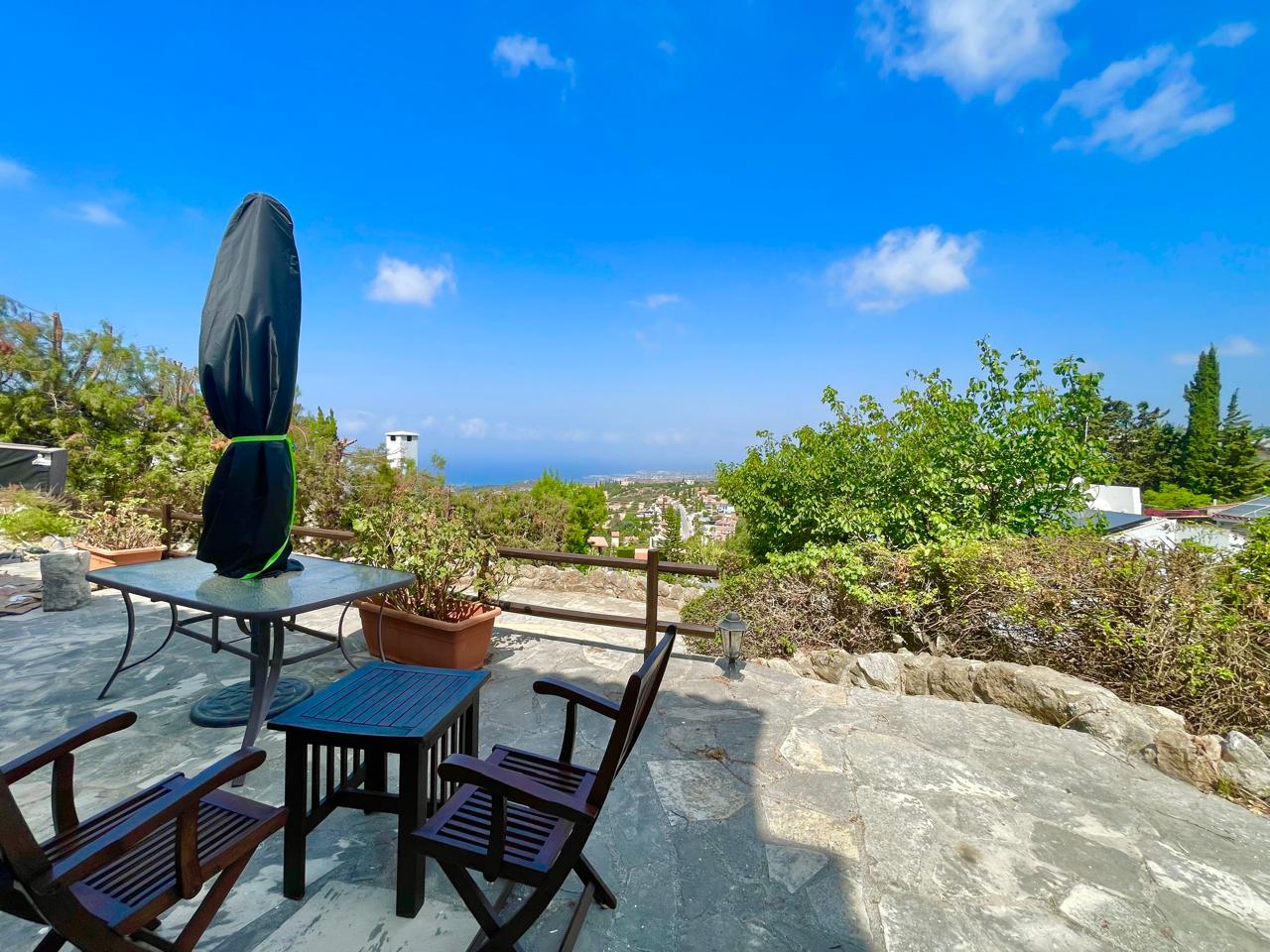 2-Bedroom Villa with a Separate Studio Space