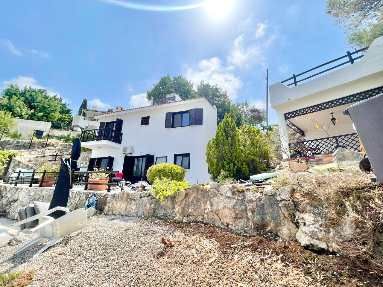 2-Bedroom Villa with a Separate Studio Space