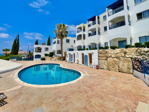 2-bedroom apartment with a large veranda and sea views