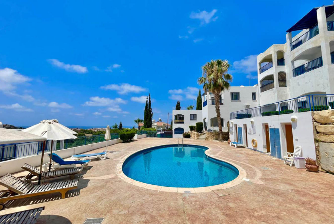 2-bedroom apartment with a large veranda and sea views