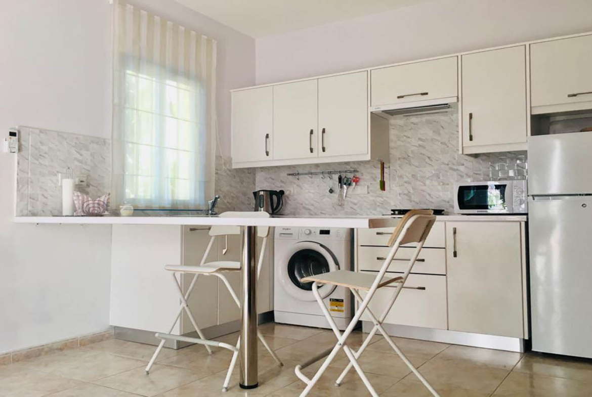 3-Bedroom Apartment Divided into Two Separate Apartments
