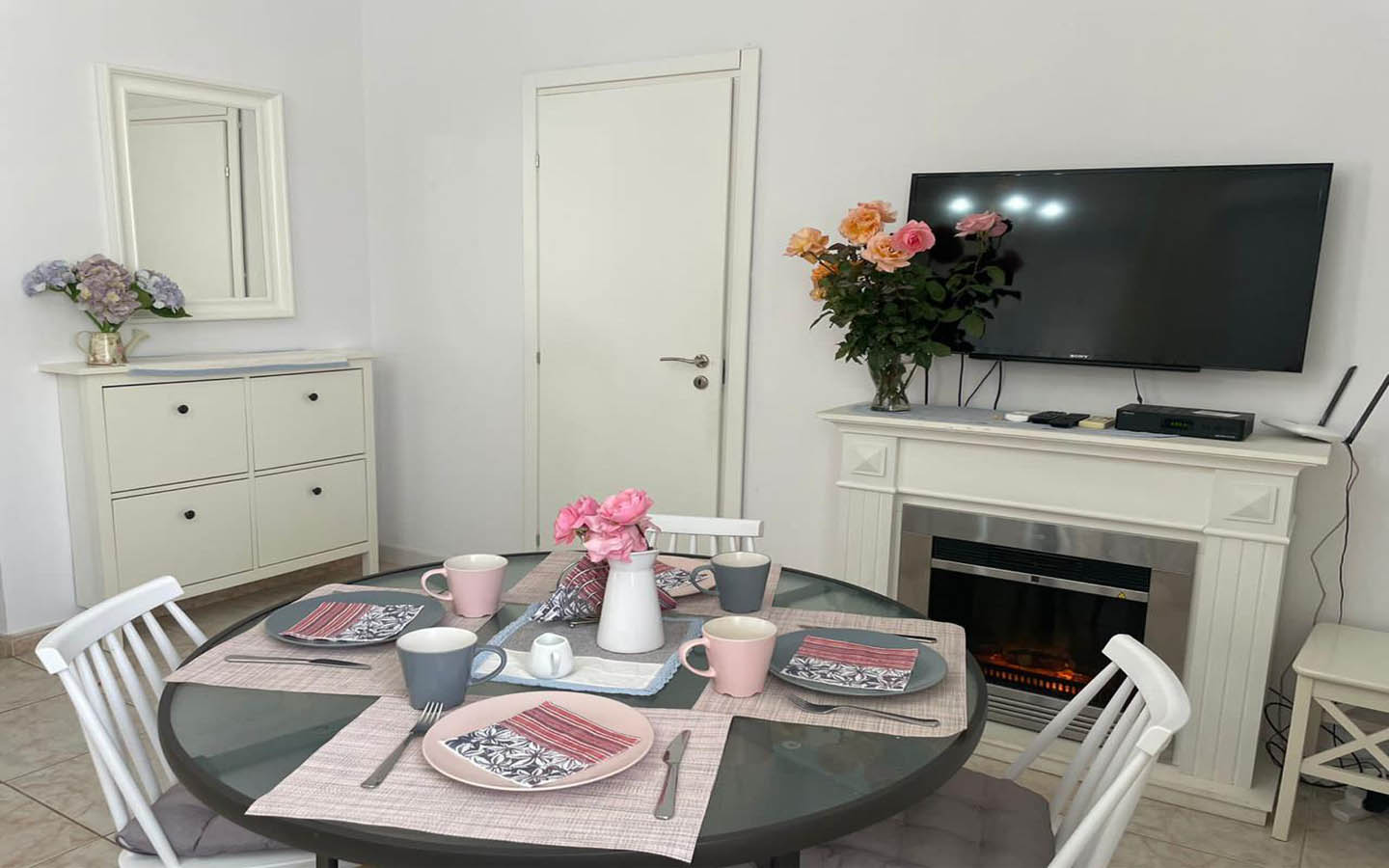 key-ready-ground floor-apartment-for-sale-paphos-cyprus8 3-Bedroom Apartment Divided into Two Separate Apartments