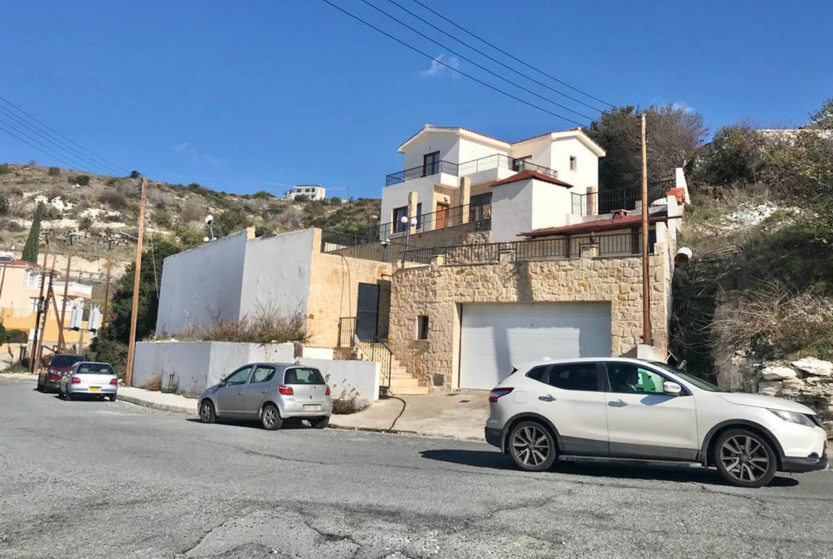 3-bedroom villa with spectacular view