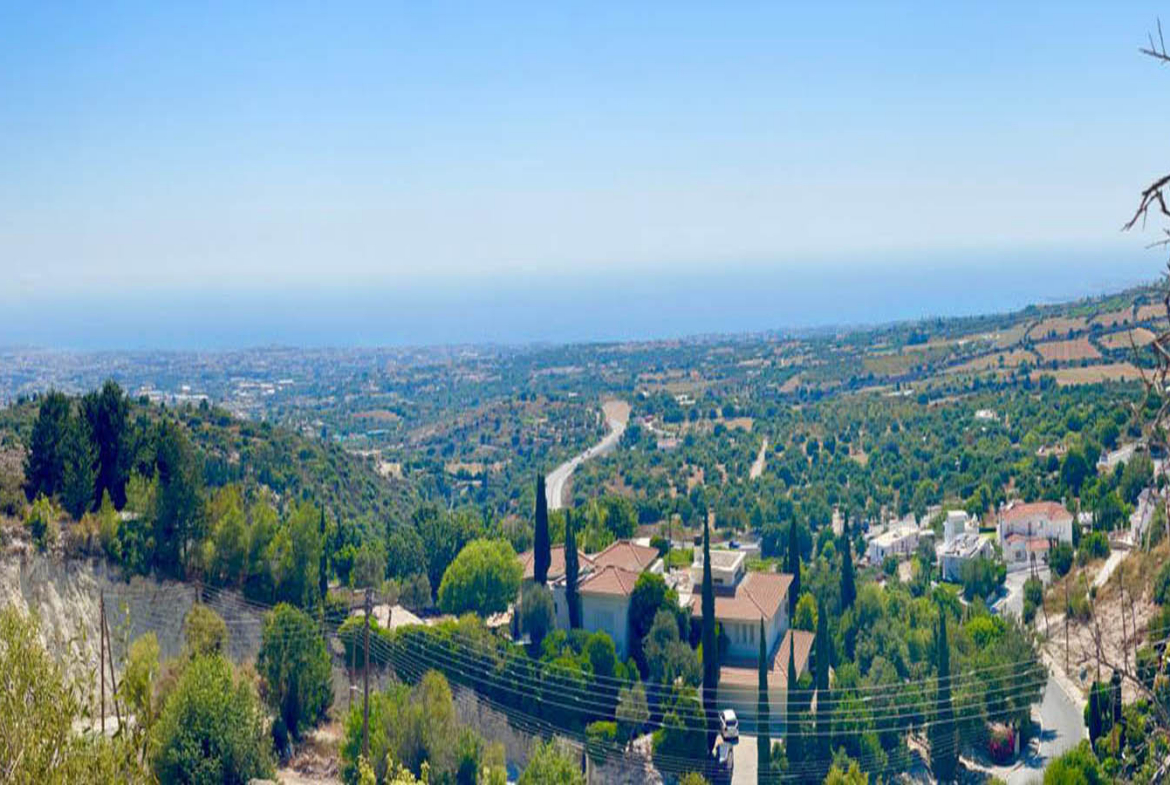 3-bedroom villa with spectacular view