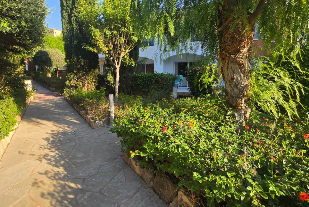 2-Bedroom Townhouse with right atmosphere, a convenient layout