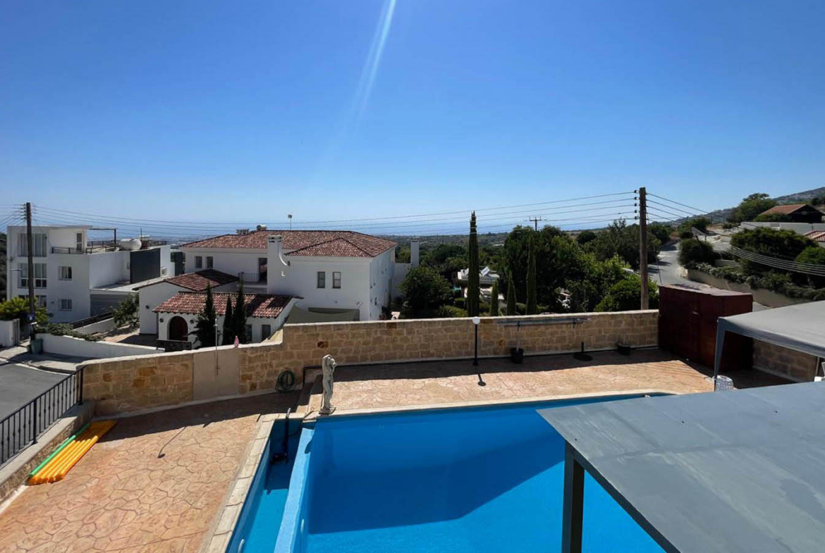 3-bedroom villa with spectacular view
