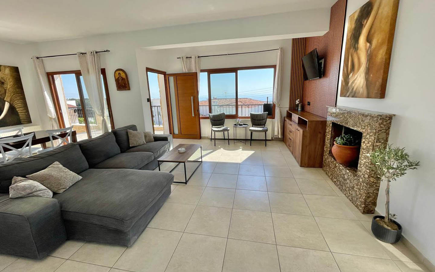 key-ready-house-for-sale-paphos-cyprus18 3-bedroom villa with spectacular view
