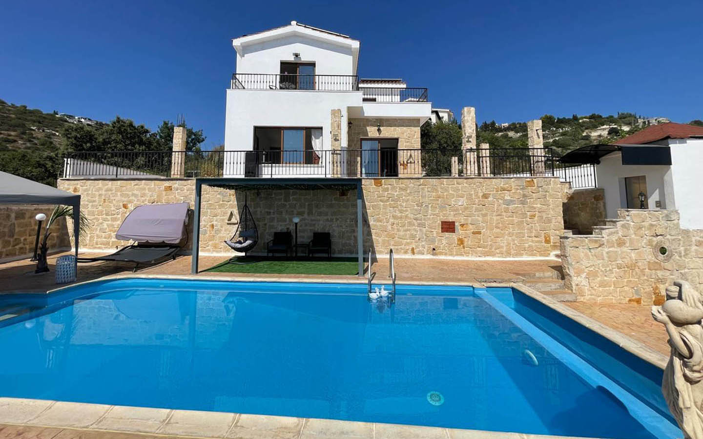 key-ready-house-for-sale-paphos-cyprus23 3-bedroom villa with spectacular view