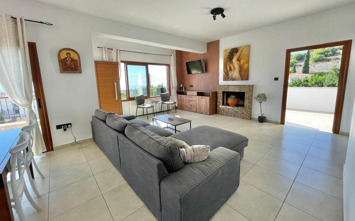 key-ready-house-for-sale-paphos-cyprus25 3-bedroom villa with spectacular view