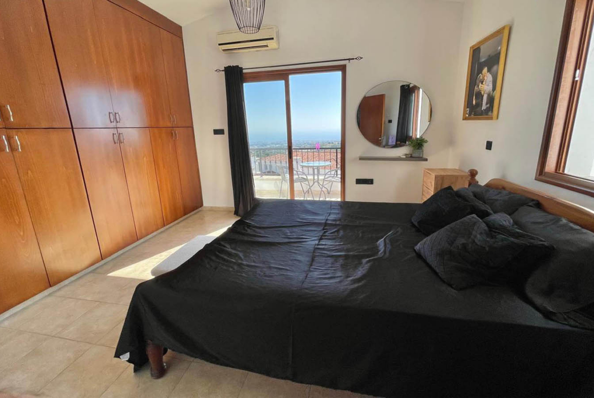 3-bedroom villa with spectacular view